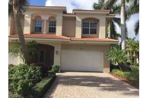 4911 Vine Cliff Way E, Palm Beach Gardens, FL 33418, Sold 04/03/18