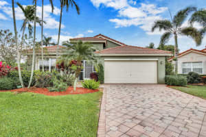 5760 Royal Club Dr, Boynton Beach, FL 33437, Sold 03/16/18