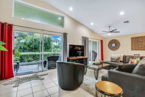 5760 Royal Club Dr, Boynton Beach, FL 33437, Sold 03/16/18