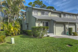 691 NE Wax Myrtle Way, Jensen Beach, FL 34957, Sold 04/13/18