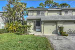 691 NE Wax Myrtle Way, Jensen Beach, FL 34957, Sold 04/13/18