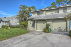 691 NE Wax Myrtle Way, Jensen Beach, FL 34957, Sold 04/13/18