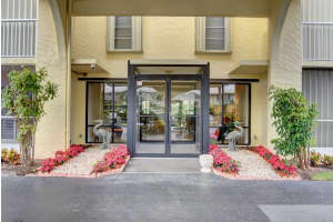 951 De Soto Rd, Boca Raton, FL 33432, Sold 03/01/18