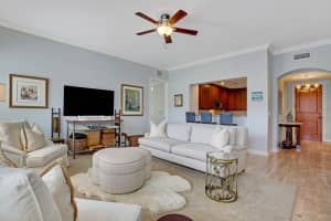 200 NE 2nd Ave, Delray Beach, FL 33444, Sold 04/17/18