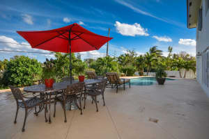 260 NE Spanish Trail, Boca Raton, FL 33432, Sold 04/19/19