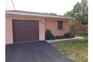 5124 NW 6th St, Delray Beach, FL 33445, Sold 02/21/18