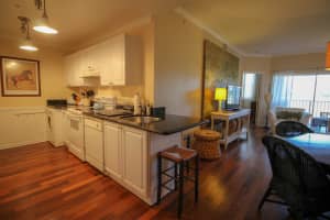 2080 Greenview Shores Blvd, Wellington, FL 33414, Sold 03/21/18