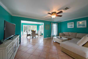 19 Forest Hills Ln, Boca Raton, FL 33431, Sold 05/10/18