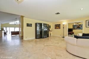 749 Camino Lakes Cir, Boca Raton, FL 33486, Sold 08/15/18