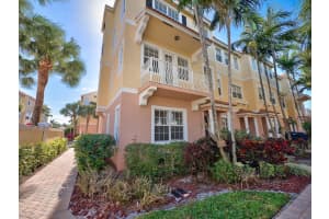 101 Harbors Way, Boynton Beach, FL 33435, Sold 03/30/18