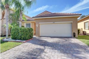 6625 Lurais Dr, Lake Worth, FL 33463, Sold 04/30/18