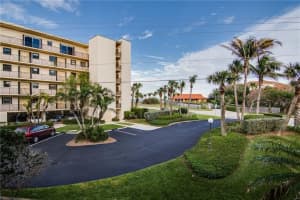 MLS# R10402158, Vero Beach, Florida 32963