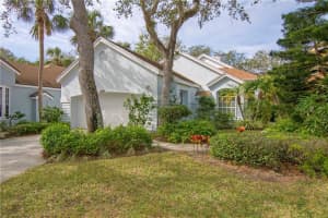 8842 Lakeside Cir, Vero Beach, FL 32963, Sold 04/13/18
