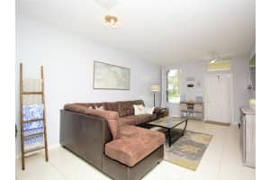 326 Spruce St, Boynton Beach, FL 33426, Sold 04/18/18