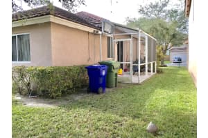 1975 NW 100th Way, Pembroke Pines, FL 33024, Sold 05/24/18