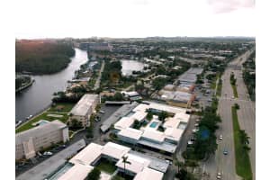 322 N Federal Hwy, Deerfield Beach, FL 33441, Sold 03/16/18