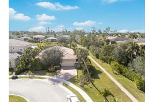 8640 Palisades Lakes Dr, West Palm Beach, FL 33411, Sold 04/13/18