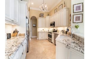 8640 Palisades Lakes Dr, West Palm Beach, FL 33411, Sold 04/13/18