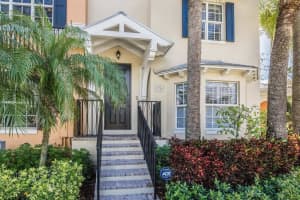 336 W Mallory Cir, Delray Beach, FL 33483, Sold 04/06/18