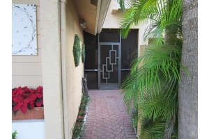 6595 Parkview Dr, Boca Raton, FL 33433, Sold 04/02/18