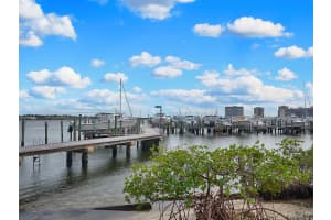 1618 12 Oaks Way, North Palm Beach, FL 33408, Sold 10/26/18