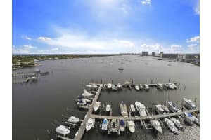 1618 12 Oaks Way, North Palm Beach, FL 33408, Sold 10/26/18