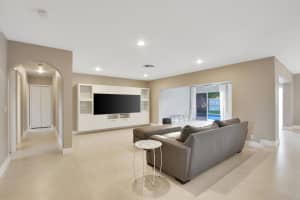 6986 Calle Del Paz W, Boca Raton, FL 33433, Sold 04/27/18