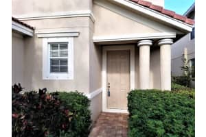 5919 SE Crooked Oak Ave, Hobe Sound, FL 33455, Sold 07/06/18