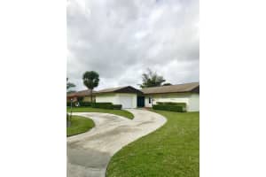 706 E Chatelaine Blvd, Delray Beach, FL 33445, Sold 04/10/18