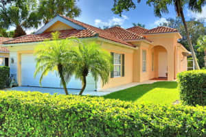 4681 Hammock Cir, Delray Beach, FL 33445, Sold 01/15/19