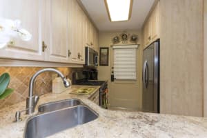 327 E Royal Palm Rd, Boca Raton, FL 33432, Sold 04/23/18