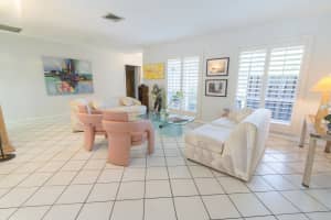 1060 SW 2nd St, Boca Raton, FL 33486, Sold 10/18/18