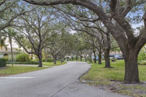 18165 SE Laurel Leaf Ln, Tequesta, FL 33469, Sold 04/24/18