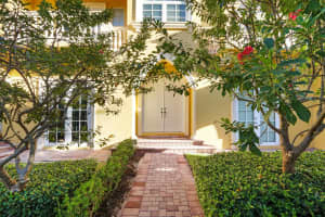 330 NE 69th Cir, Boca Raton, FL 33487, Sold 06/19/18