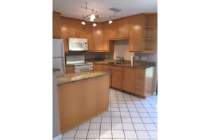 4237 Oak Terrace Dr, Greenacres, FL 33463, Sold 04/23/18