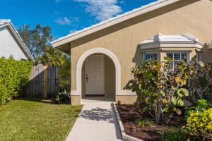 5035 Rosen Blvd, Boynton Beach, FL 33472, Sold 04/12/18