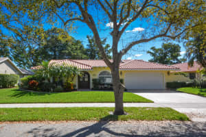 2624 NW 38th St, Boca Raton, FL 33434, Sold 03/30/18