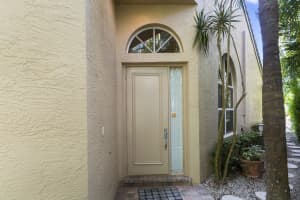 4657 Carlton Golf Dr, Lake Worth, FL 33449, Sold 01/17/19