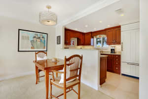 2505 S Ocean Blvd, Palm Beach, FL 33480, Sold 04/13/18