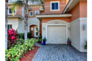 MLS# R10406771, Vero Beach, Florida 32962