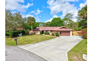 910 Elyse Cir, Port St. Lucie, FL 34952, Sold 04/11/18