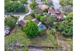 910 Elyse Cir, Port St. Lucie, FL 34952, Sold 04/11/18