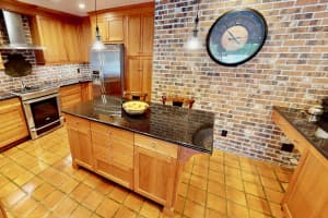 8155 25th St, Vero Beach, FL 32966, Sold 04/02/18