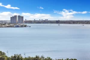 5420 N Ocean Dr, West Palm Beach, FL 33404, Sold 04/04/18