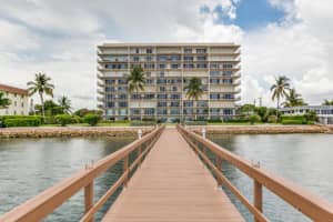 3040 Lake Shore Dr, Riviera Beach, FL 33404, Sold 04/02/18