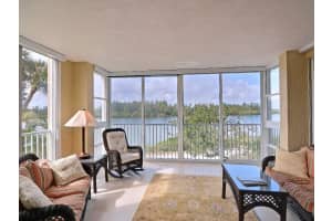 MLS# R10407442, Vero Beach, Florida 32963
