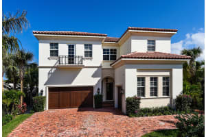 714 N Atlantic Dr, Lantana, FL 33462, Sold 04/30/19