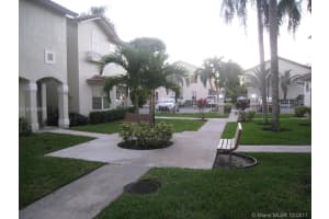 10880 NW 8th St, Pembroke Pines, FL 33026, Sold 06/08/18