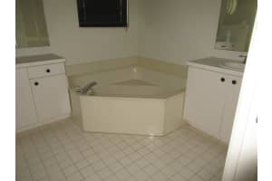 910 NW 38th Terrace, Delray Beach, FL 33445, Sold 08/31/18