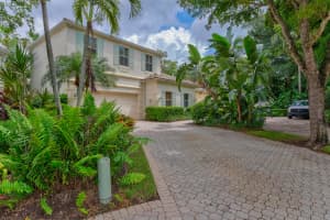102 Sunset Bay Dr, Palm Beach Gardens, FL 33418, Sold 08/09/18
